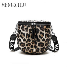 Load image into Gallery viewer, Leopard Print Saddle Woman Bag