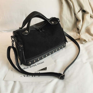 2019 Boston Handbag Women Luxury Brand Designed Matte Leather Rivet Shoulder Bags